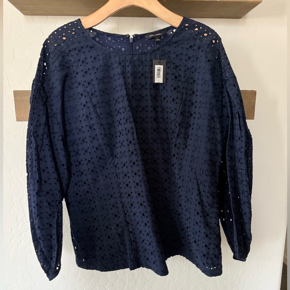 Banana Republic|Navy fully lace eyelet long sleeve blouse,NWT•••Size Large